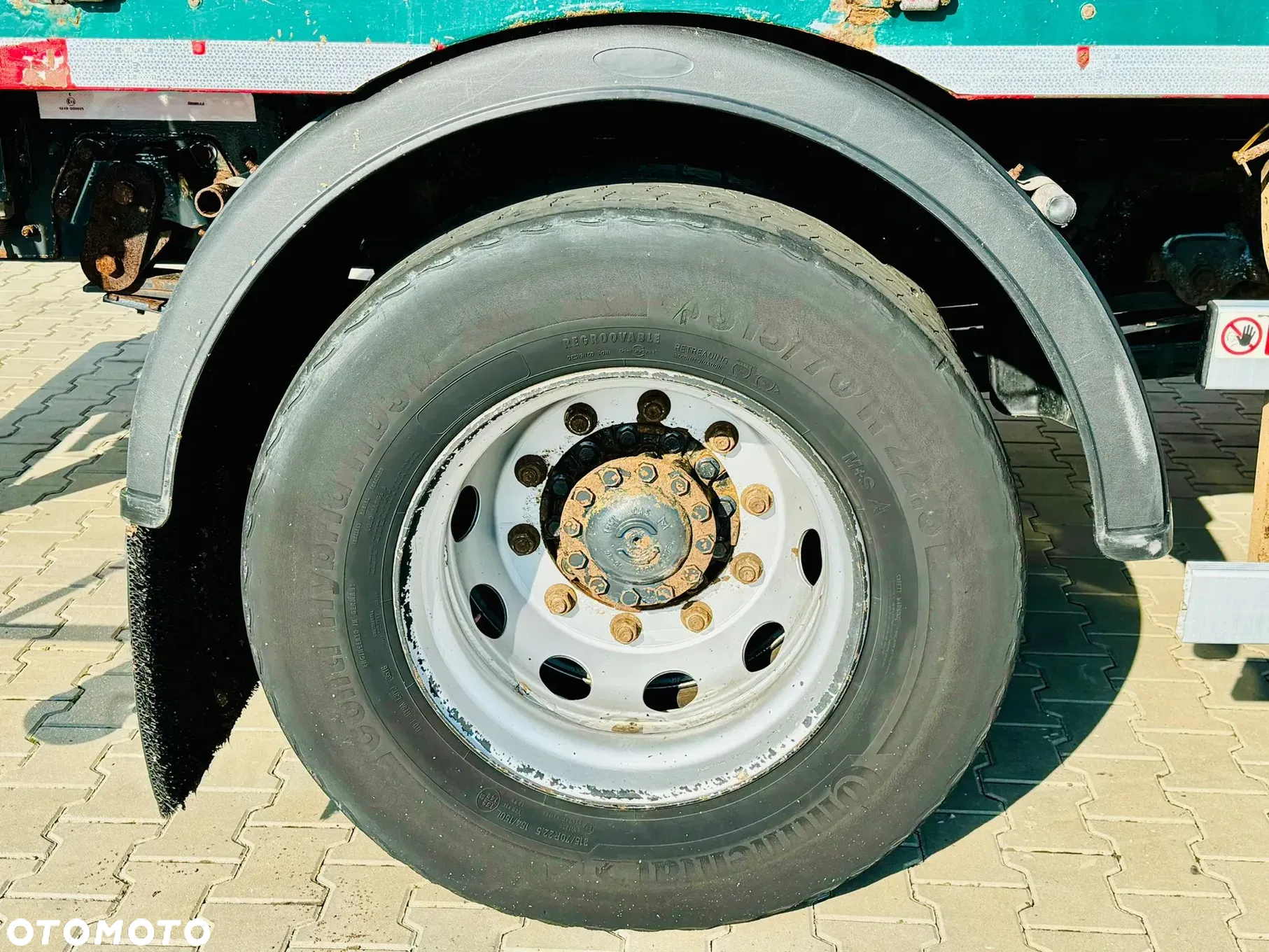 Iveco Iveco Eurocargo 180E25 // 4x2 // skrzynia + HDS żuraw HIAB dzwig - 17