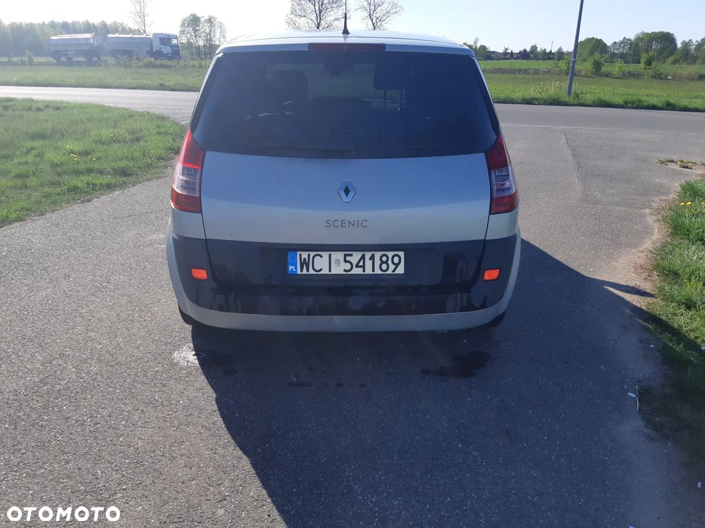Renault Scenic 1.6 16V Family - 6