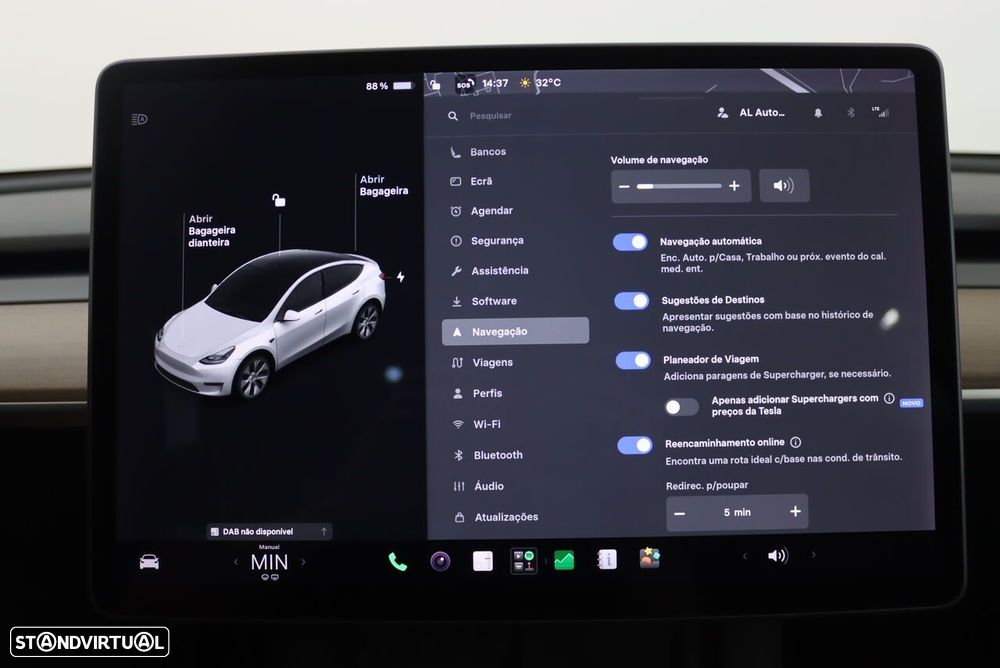 Tesla Model Y Long Range Tração Integral - 32