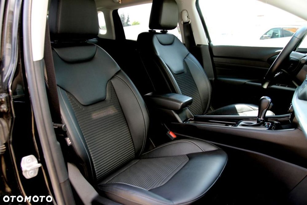 Jeep Compass - 27