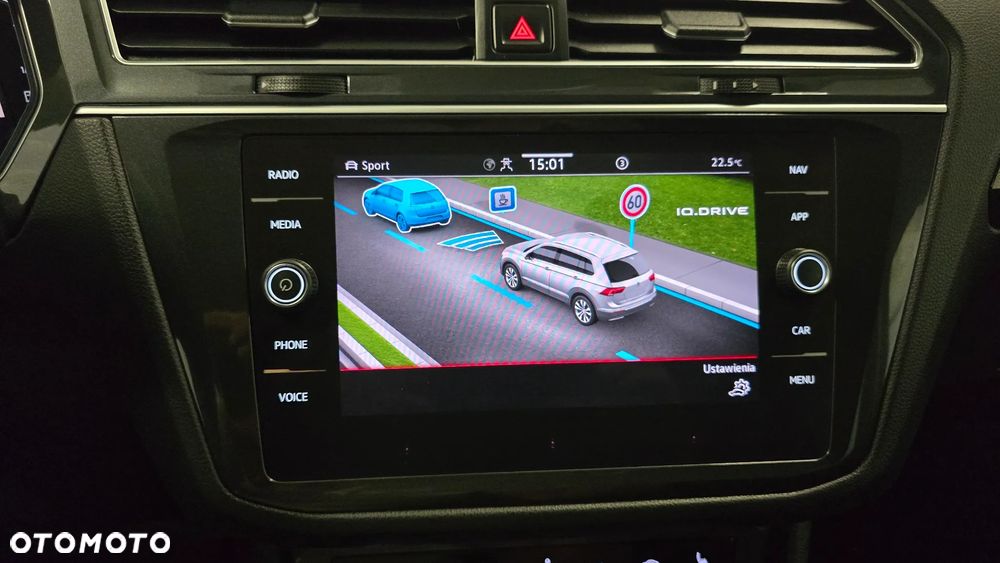 Volkswagen Tiguan 2.0 TSI 4Mot Elegance DSG - 32