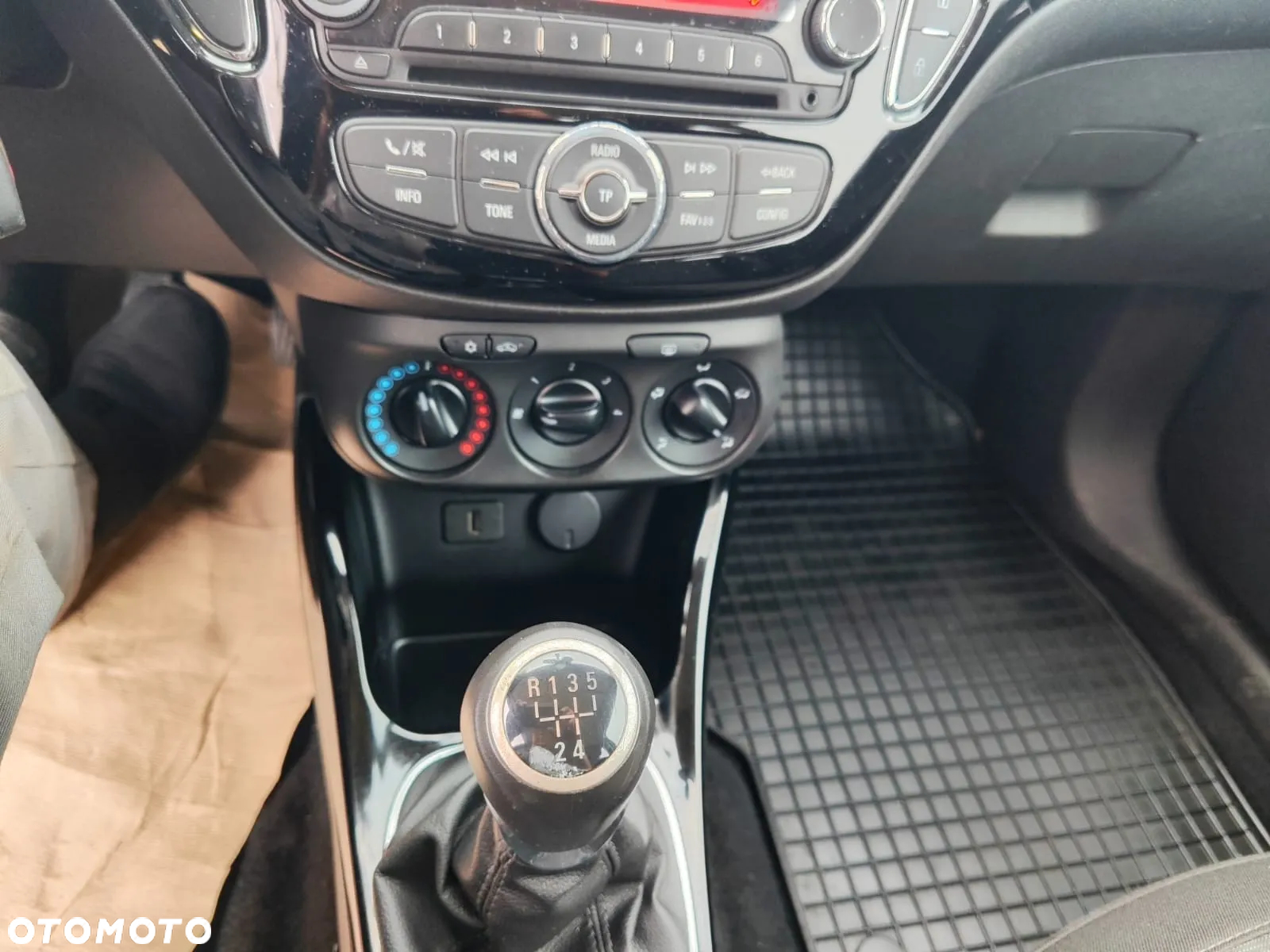 Opel Adam 1.2 120 Jahre - 14