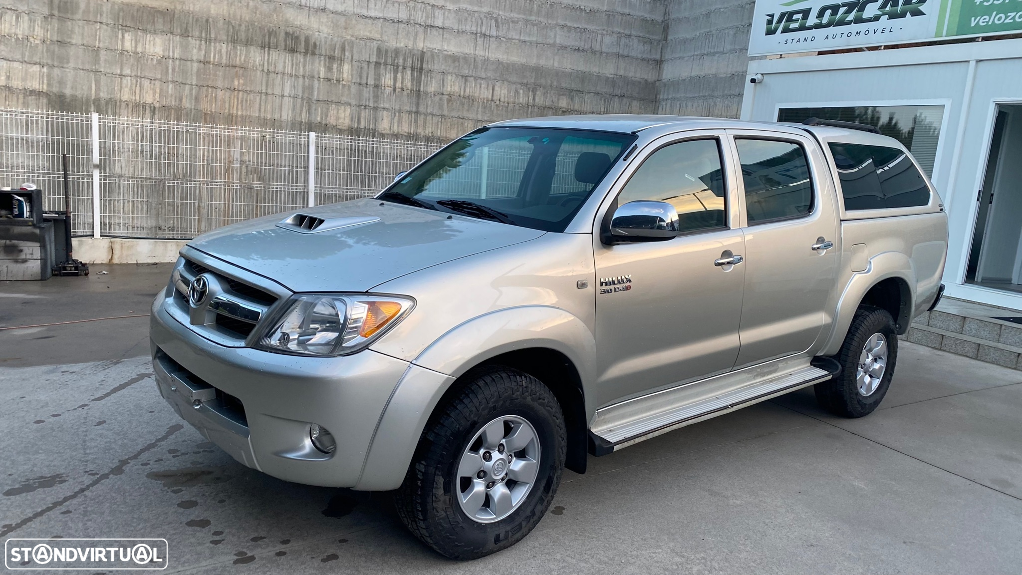 Toyota Hilux 3.0 D-4D 4WD CD Tracker CA - 11