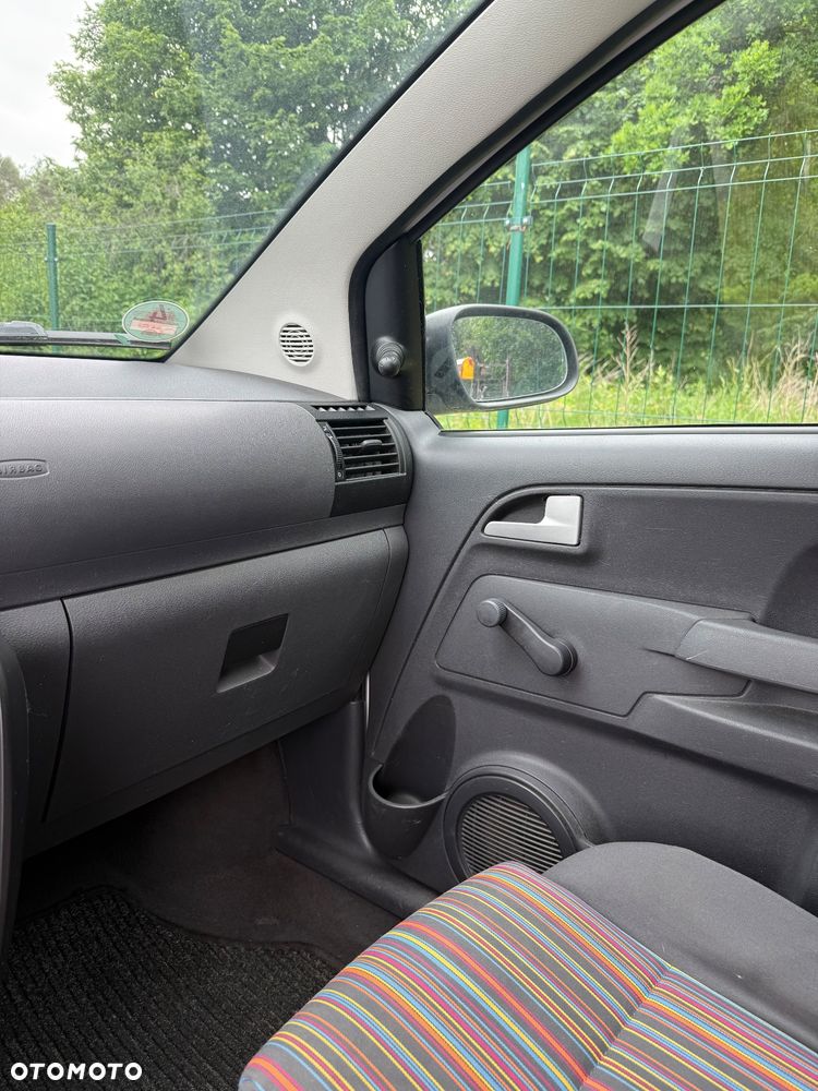 Volkswagen Fox 1.2 - 3