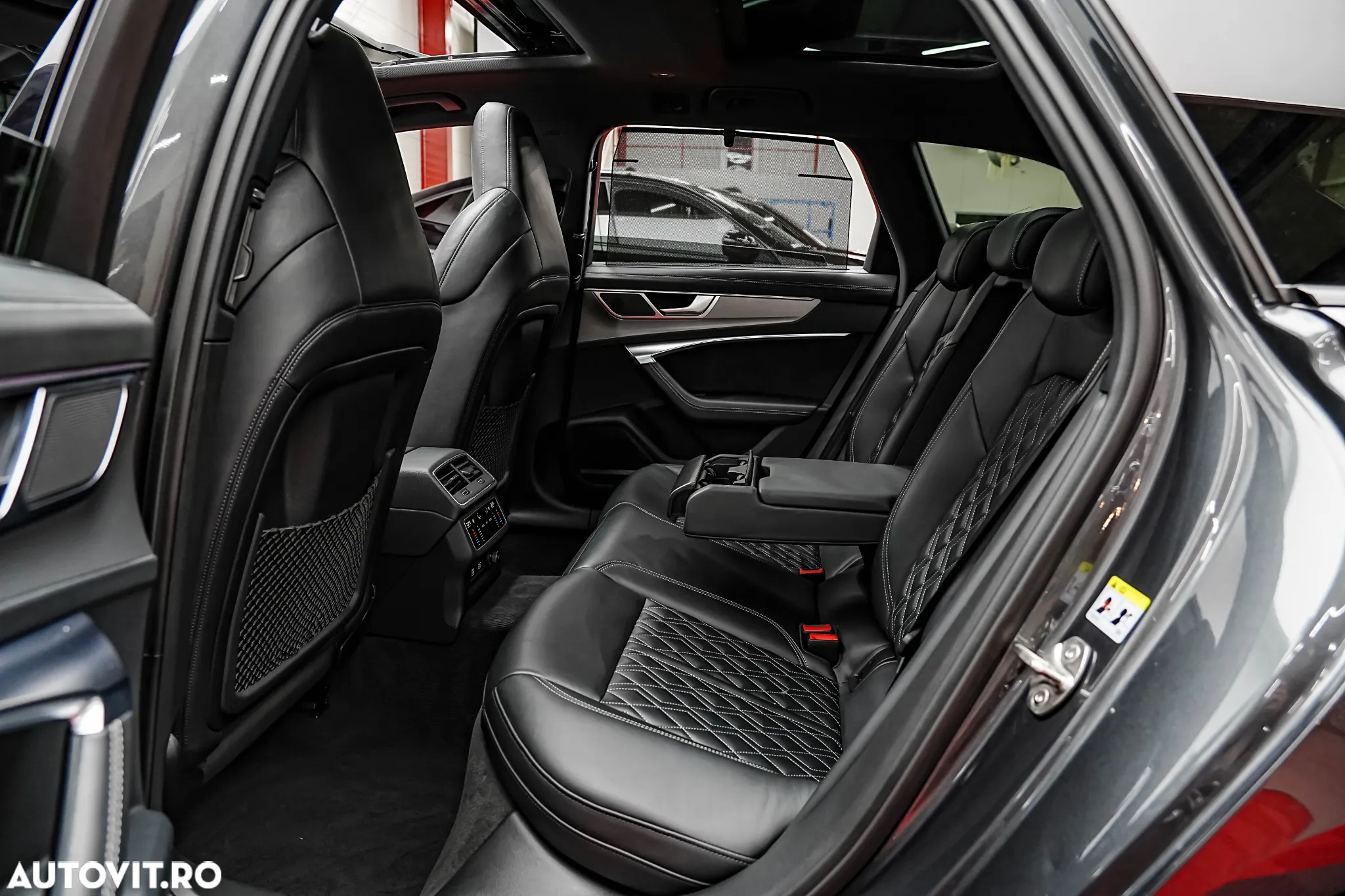Audi A6 Avant 55 TFSI quattro S tronic MHEV S Line - 11