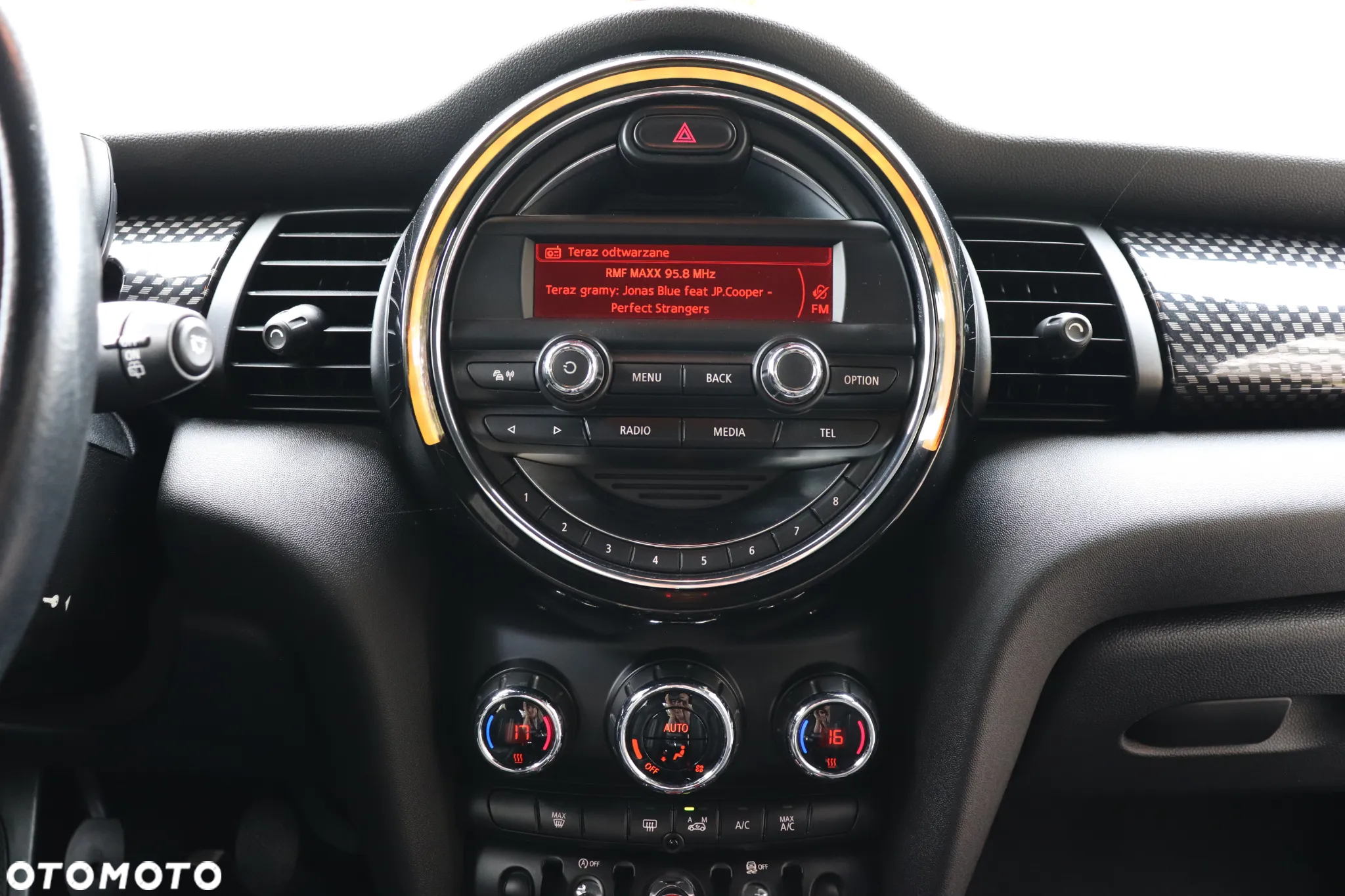 MINI Cooper S Standard - 30