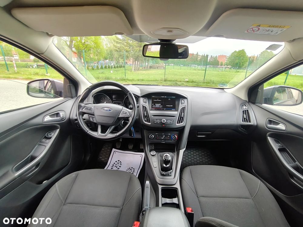 Ford Focus - 10
