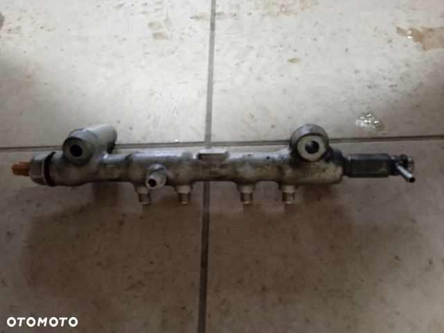 NISSAN PATHFINDER LIFT 2.5 DCI LISTWA WTRYSKOWA - 3