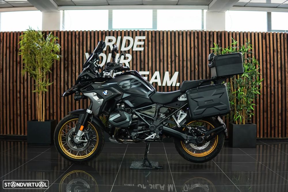 BMW R 1250 GS TRIPLE BLACK - 1