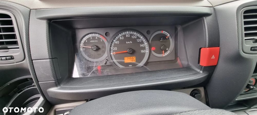 Nissan CABSTAR - 21
