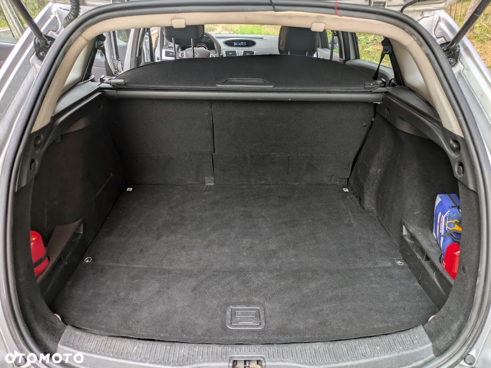 Renault Megane 1.5 dCi Authentique - 10