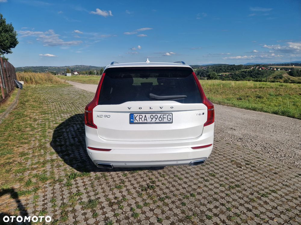 Volvo XC 90 - 6