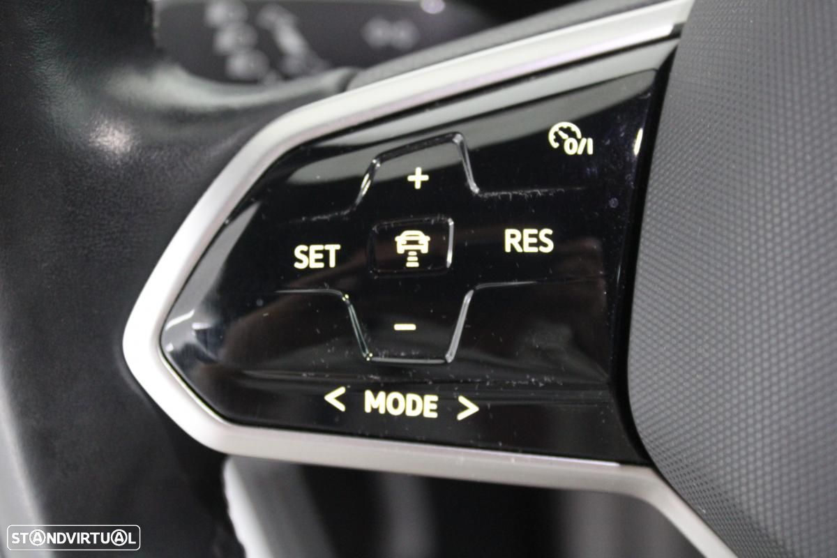 VW ID.4 77 kWh Pro Performance 1st - 17