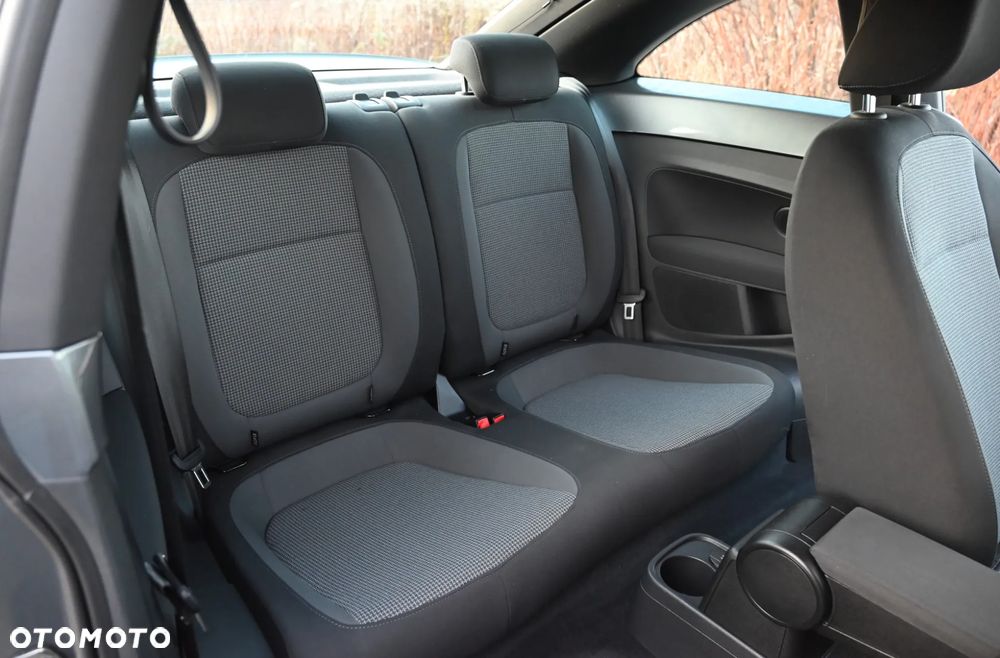 Volkswagen Beetle - 37