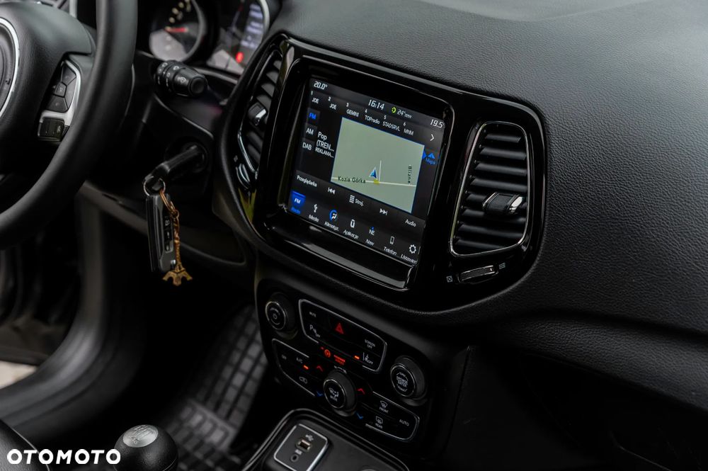 Jeep Compass 1.4 TMair Night Eagle FWD S&S - 26