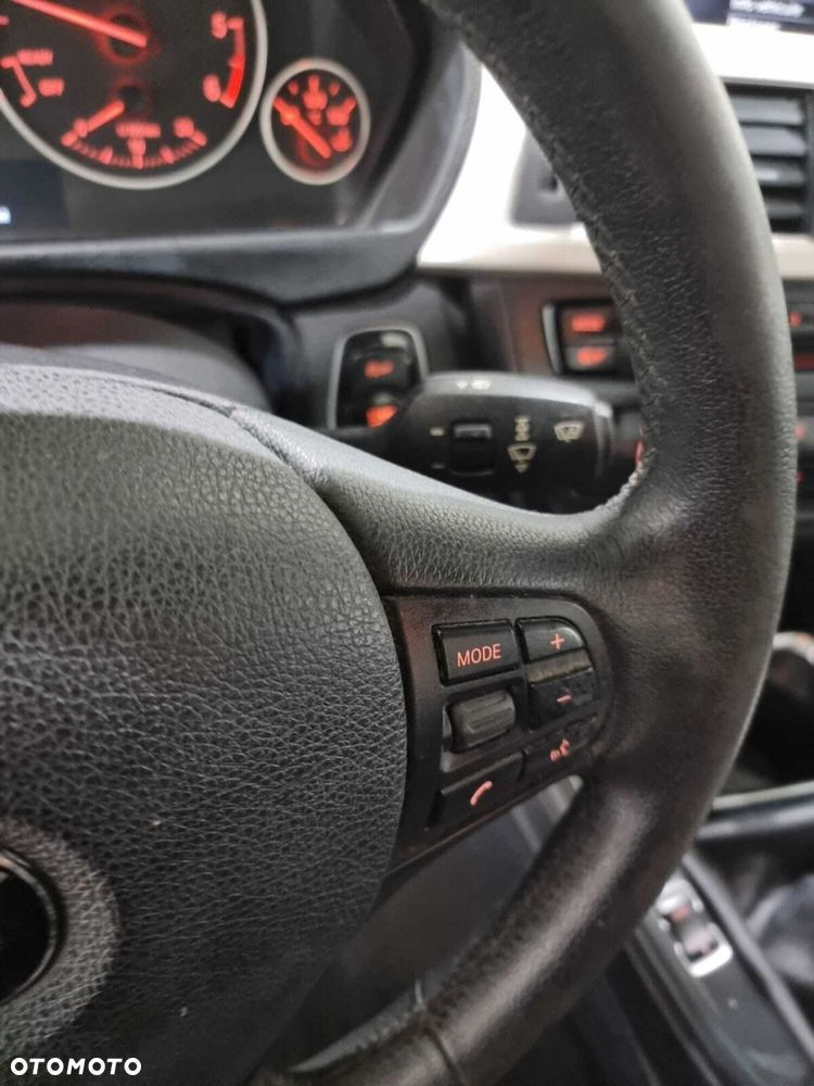 BMW Seria 3 - 29