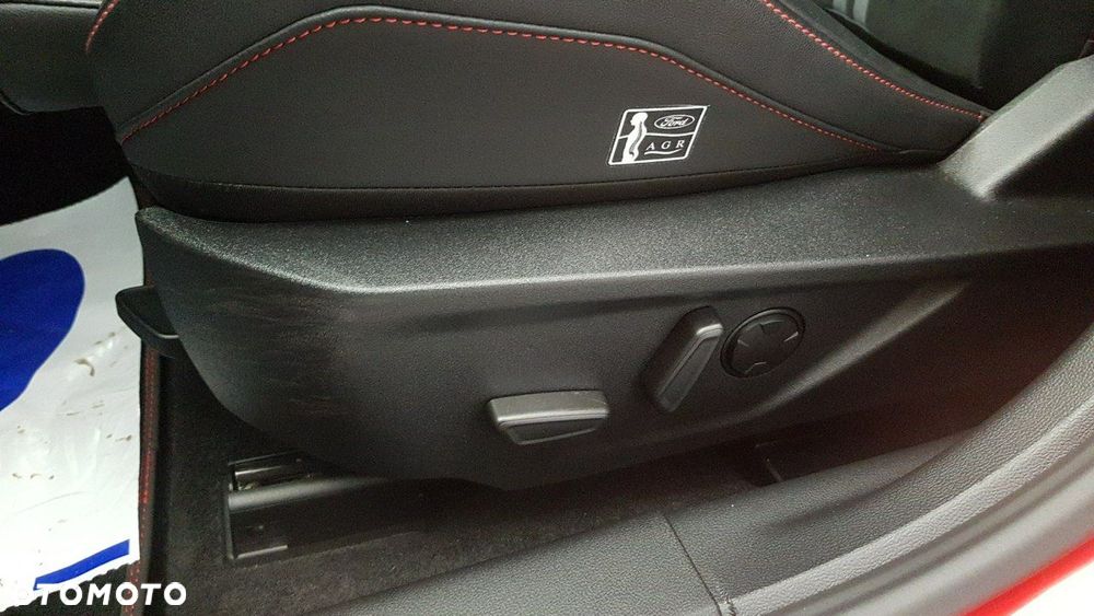 Ford Focus - 27