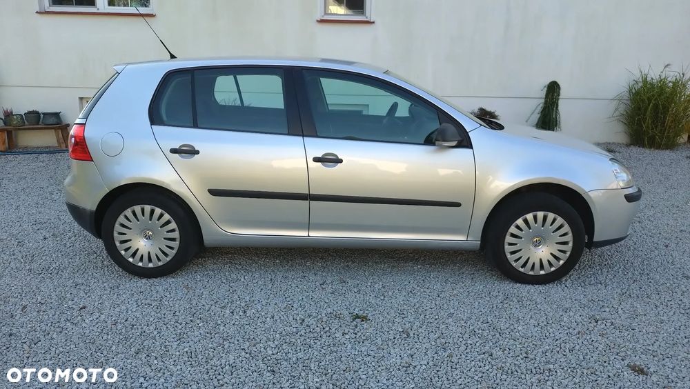 Volkswagen Golf - 9