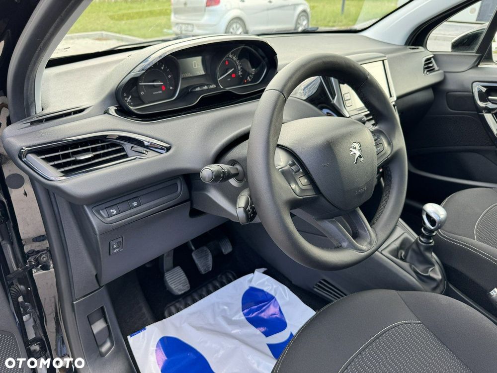 Peugeot 208 BlueHDi 100 Active - 18