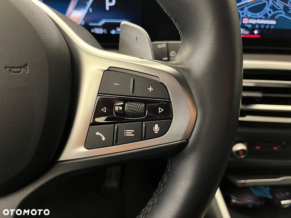 BMW Seria 3 320d xDrive M Sport sport - 24