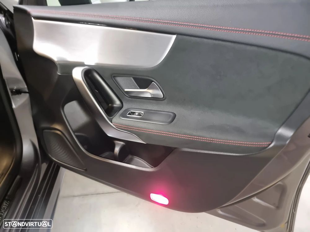 Mercedes-Benz CLA 200 d Shooting Brake AMG Line Aut. - 21