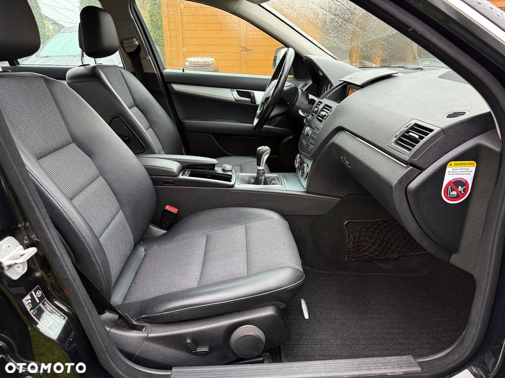 Mercedes-Benz Klasa C 200 Kompressor Avantgarde - 20