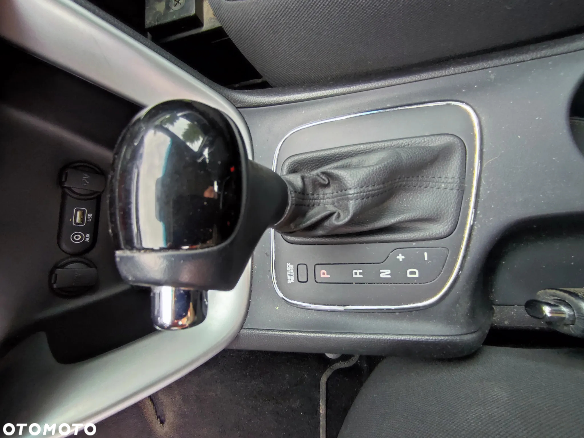 Kia Ceed 1.6 CRDi 136 DCT ISG Platinum Edition - 20