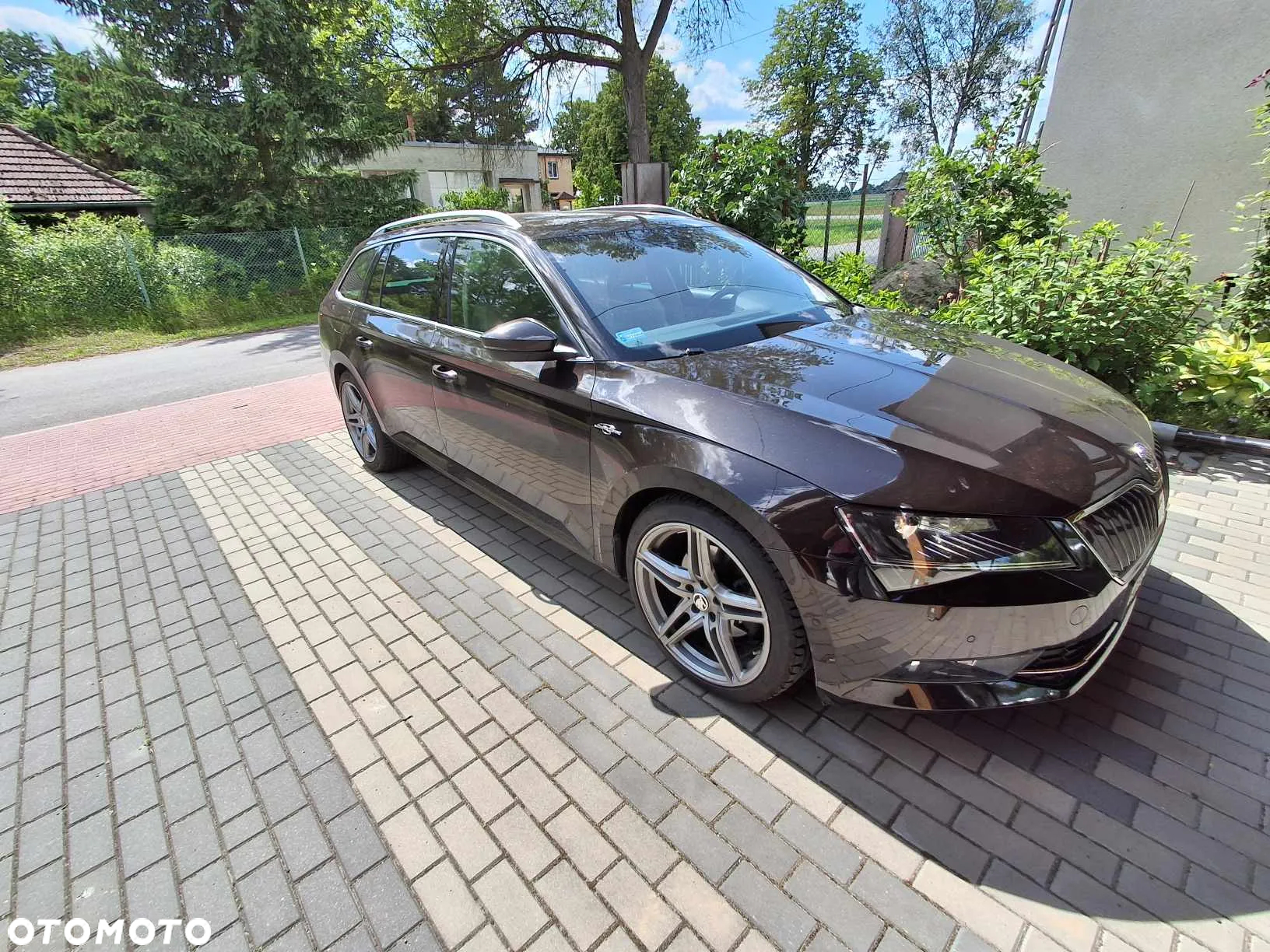 Skoda Superb 2.0 TDI 4x4 L&K DSG - 3