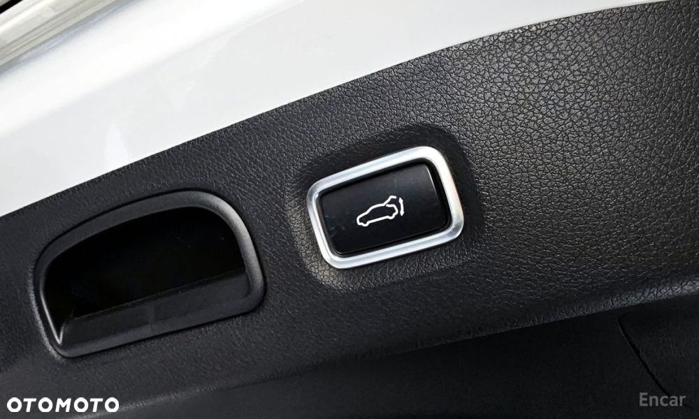 Kia Stinger - 21