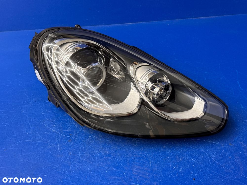 PRAWY BI XENON LED PORSCHE CAYENNE 7p5 Lift Eu