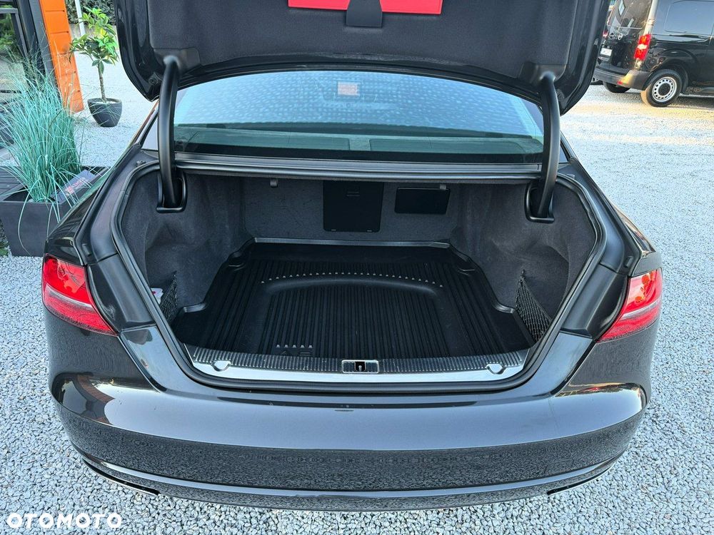 Audi A8 4.0 TFSI L Quattro - 36