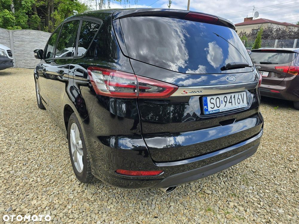 Ford S-Max - 31