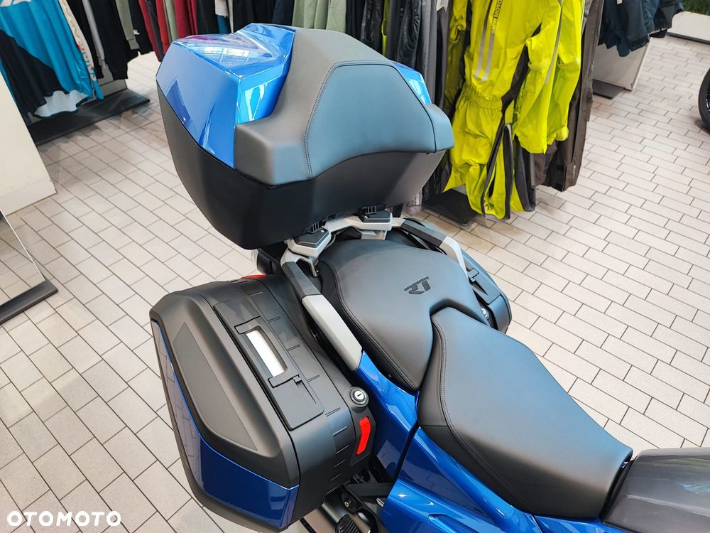 BMW R - 10