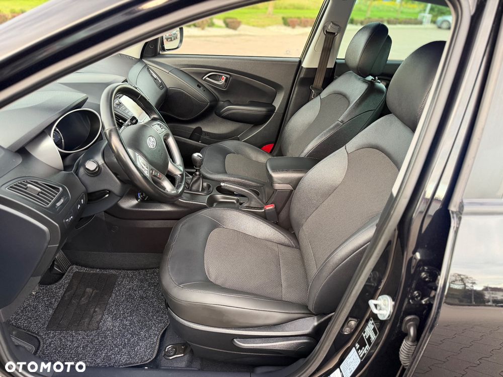 Hyundai ix35 1.6 2WD Fifa World Cup Edition - 7