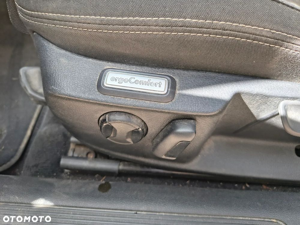 Volkswagen Passat Variant - 27