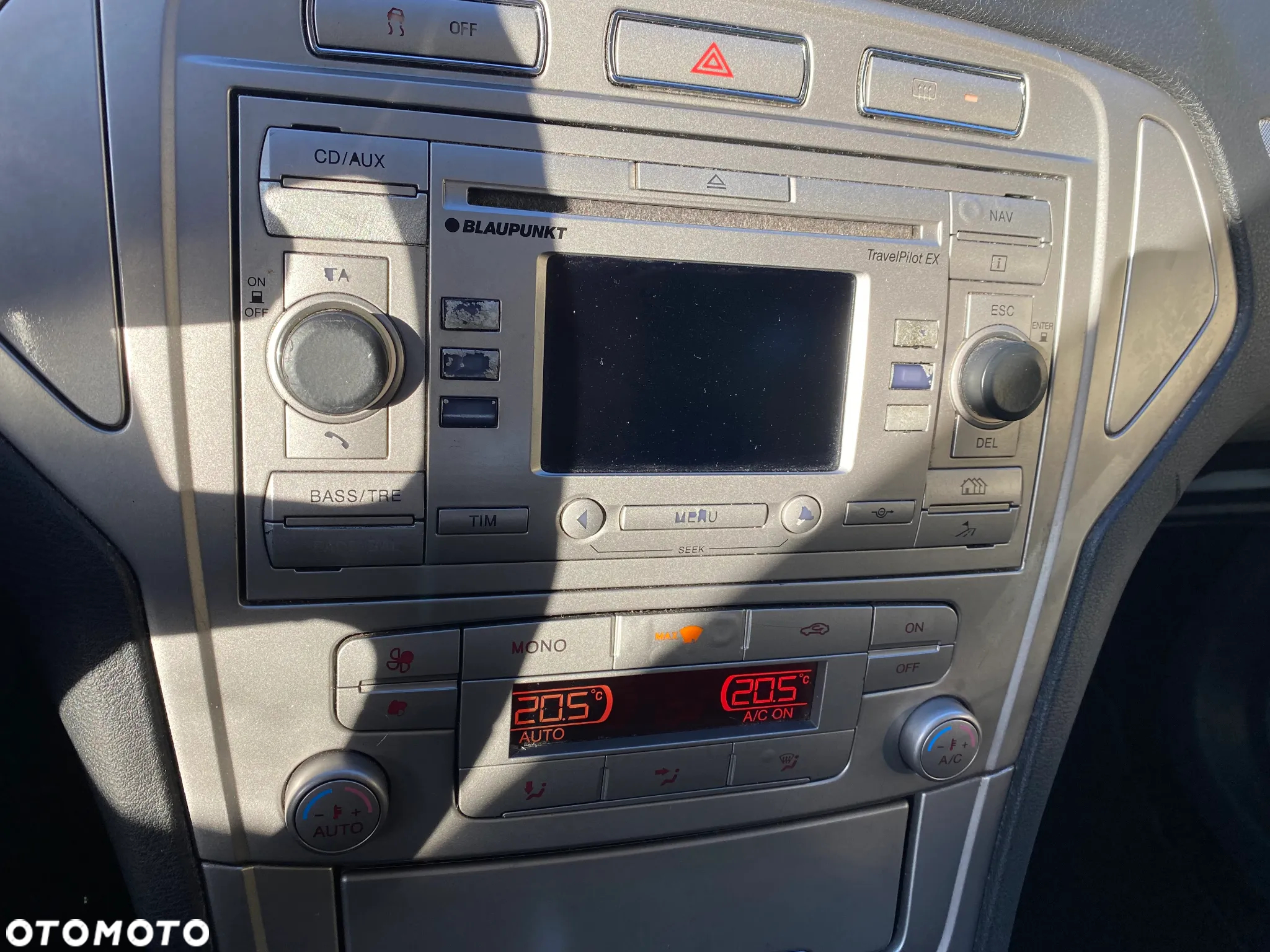 Ford Mondeo 2.0 TDCI Trend - 21