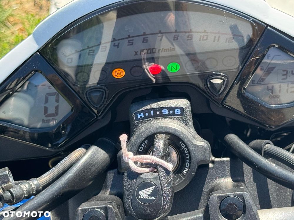 Honda CB - 12