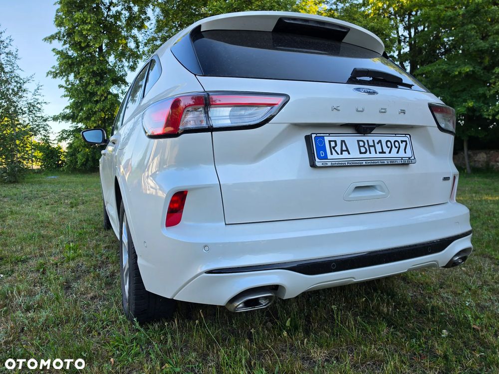 Ford Kuga 2.5 Duratec PHEV ST-LINE X - 11