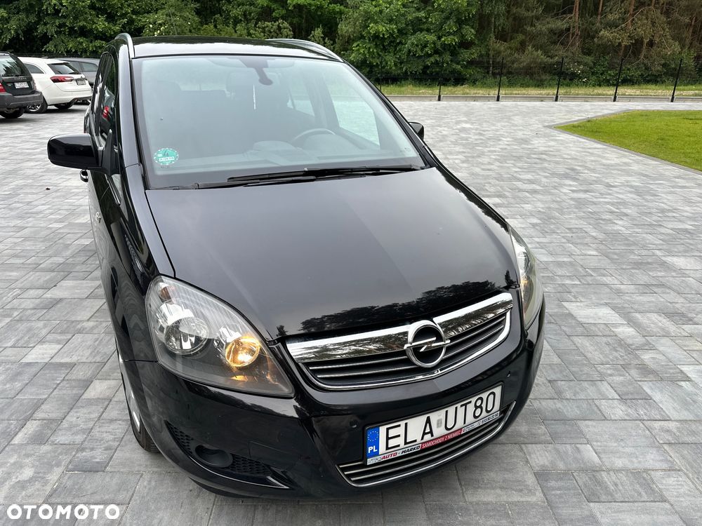 Opel Zafira 1.8 Cosmo EU5 - 21