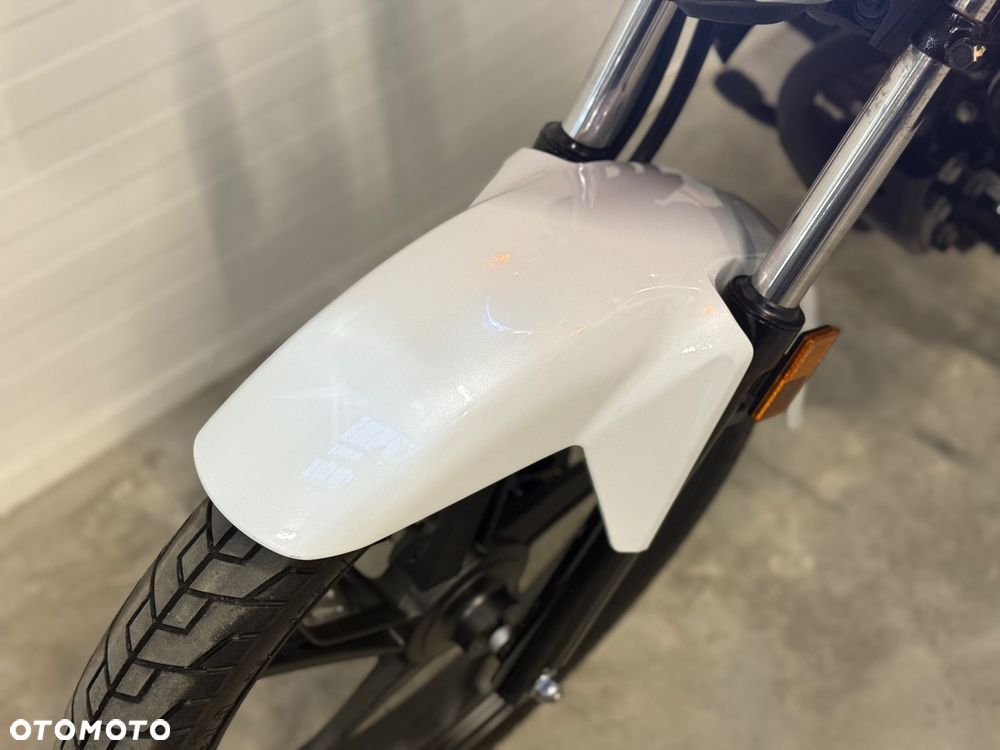 Honda CB - 20
