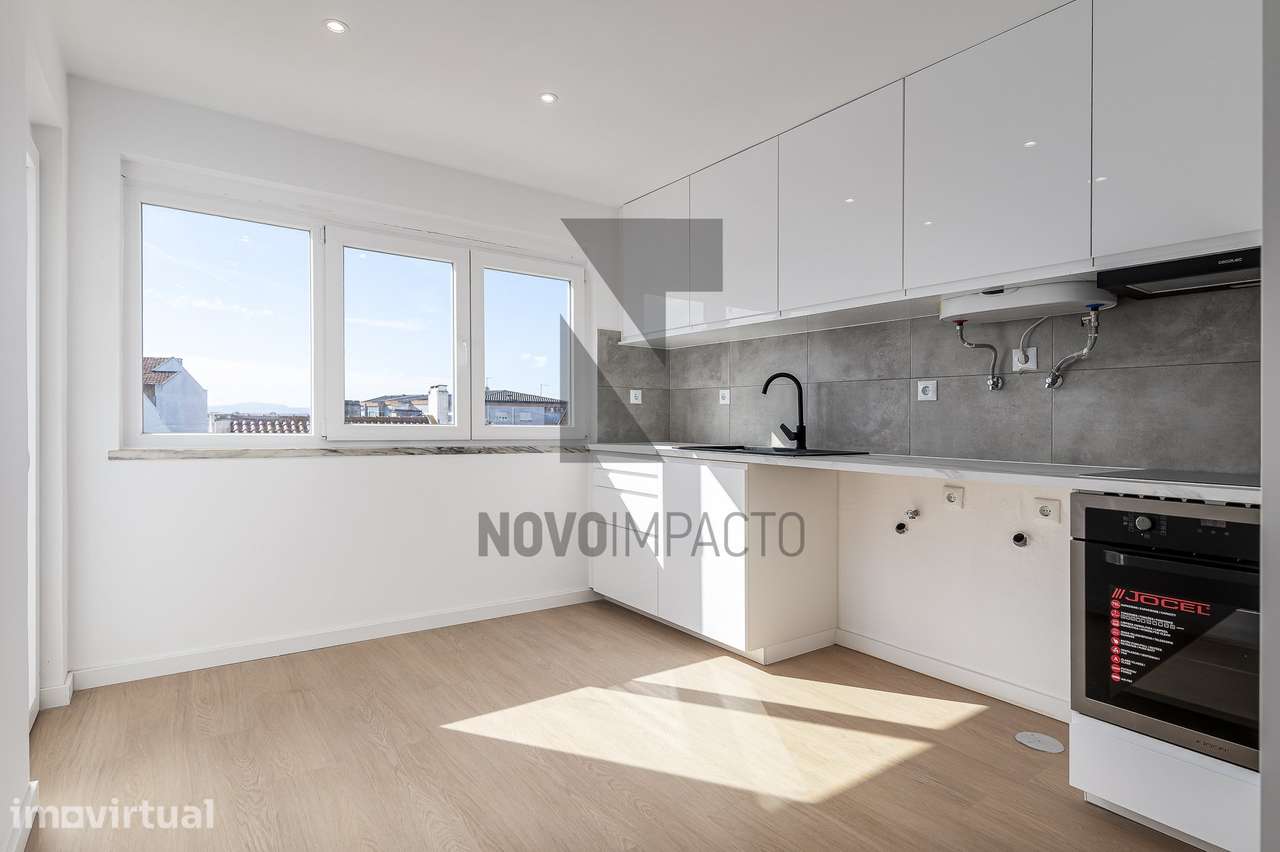 T3 Totalmente Remodelado no Centro do Montijo | 113 m² | Elevador |...