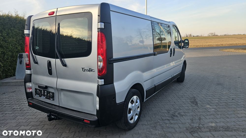Renault Trafic - 11