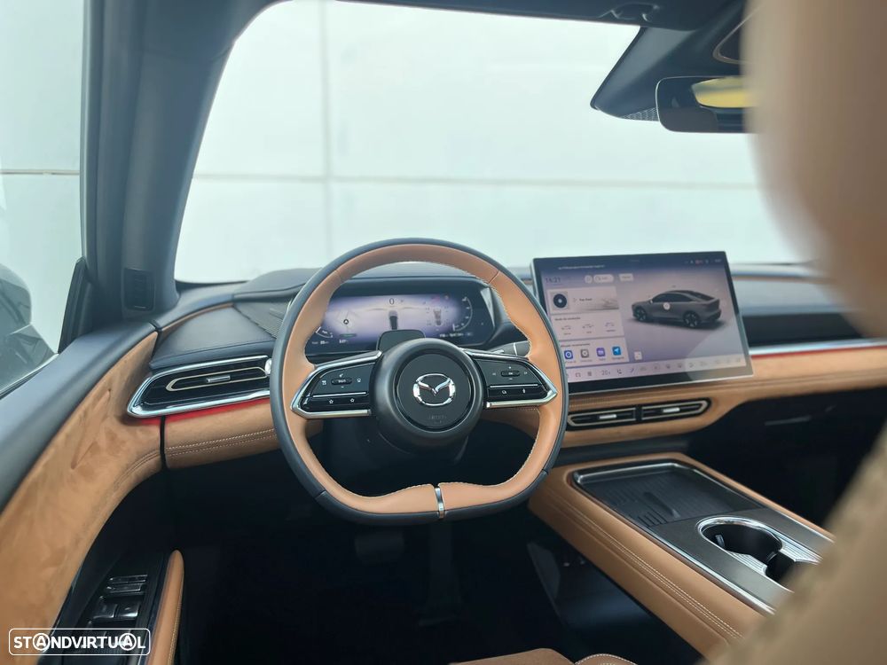 Mazda 6e 68.8 kWh Takumi Plus - 35