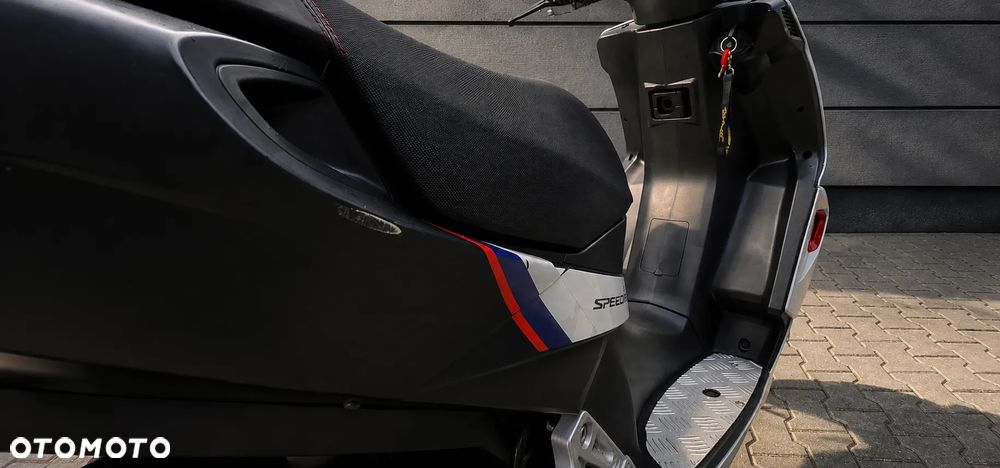 Peugeot Speedfight - 4