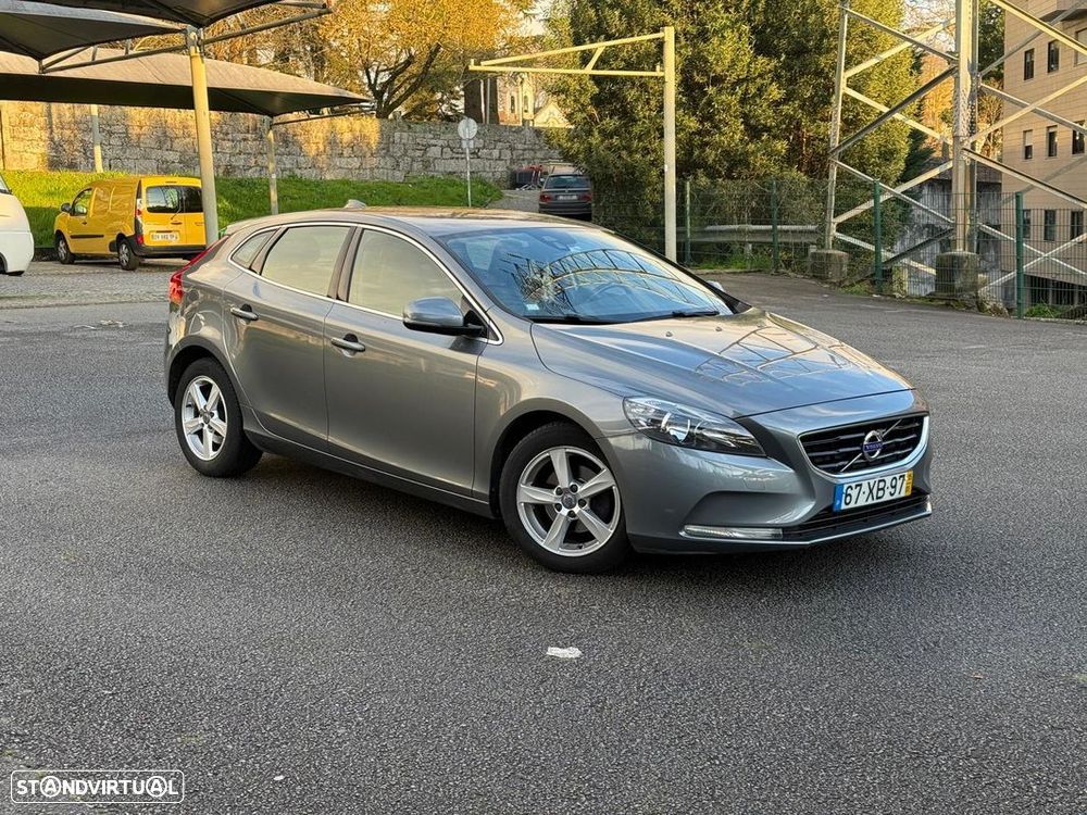 Volvo V40 1.6 D2 Momentum Eco - 1
