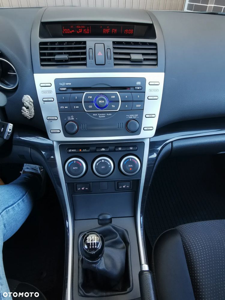 Mazda 6 2.0 CD Exclusive + - 9