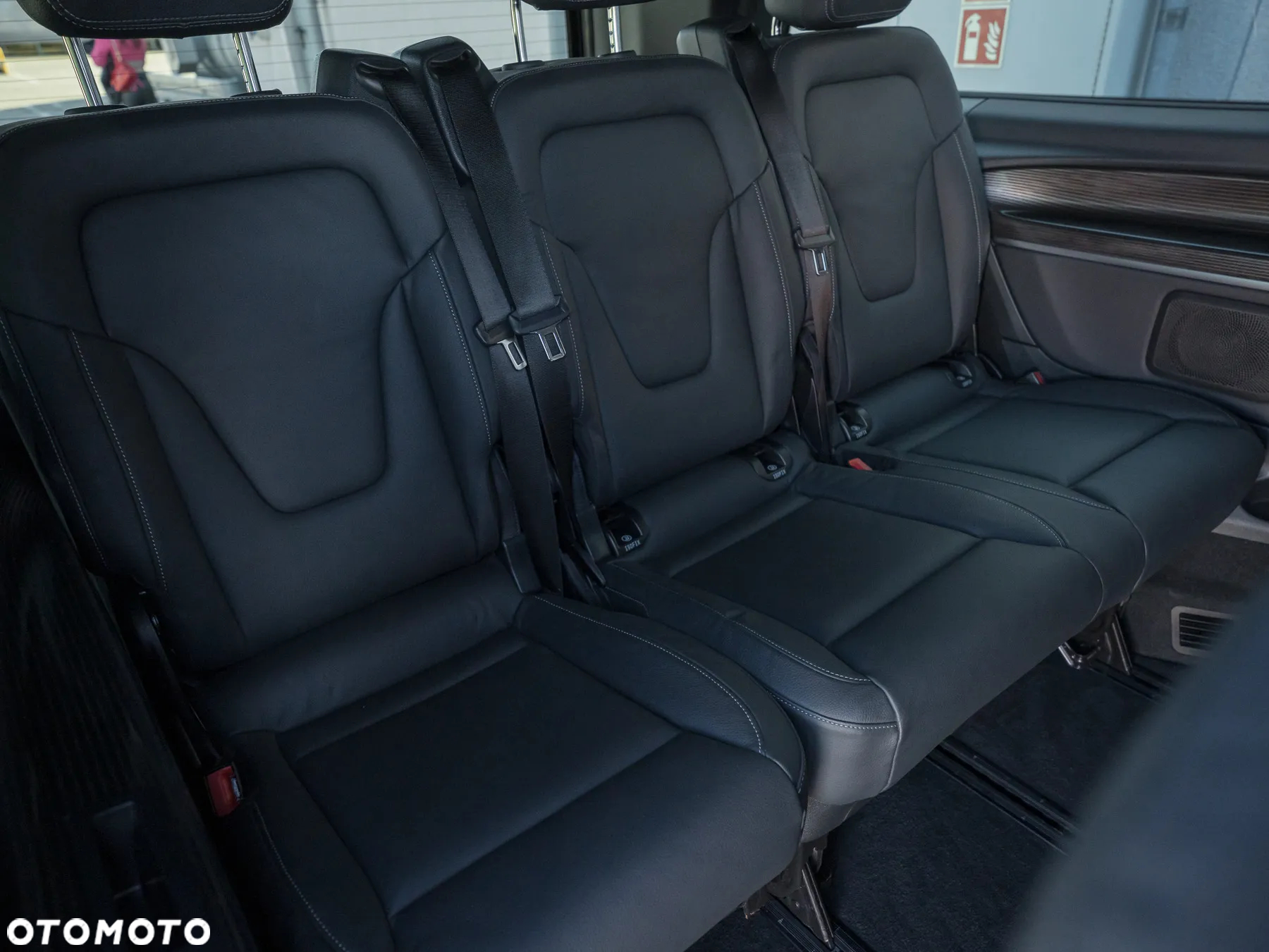 Mercedes-Benz Klasa V 300 d 4-Matic Avantgarde 9G-Tronic (ekstra d³) - 24