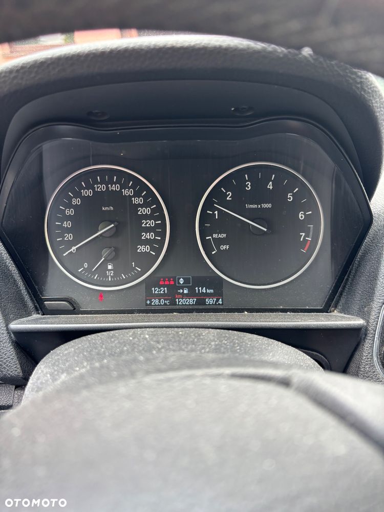 BMW Seria 1 116i - 10