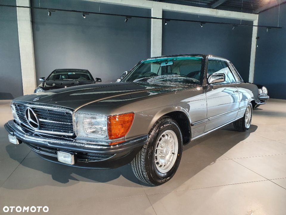Mercedes-Benz SLC - 1