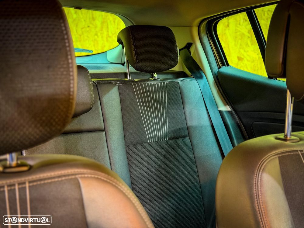 Renault Mégane 1.5 dCi Dynamique - 9